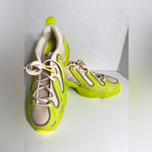 Adidas Gazelle Mens Neon Green/ Linen Sneaker  EE5031 - Picture 1 of 12